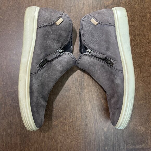 ECCO Soft 7 Low Bootie Women's Size 8 (EU 38) Nubuck Leather Gray Casual Zip - Picture 3 of 14